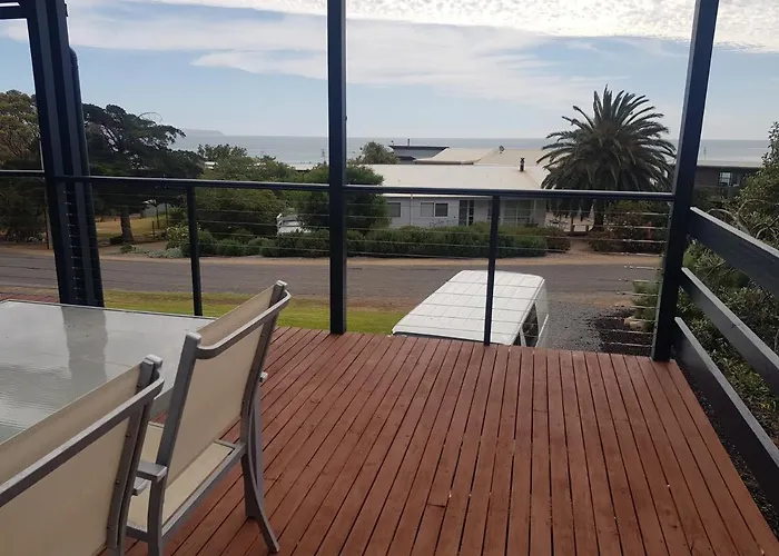 Breeze On Northbay 67 Elizabeth Crescent Carrickalinga