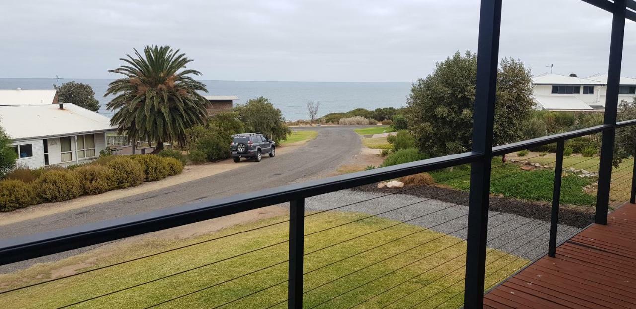 Breeze On Northbay 67 Elizabeth Crescent *